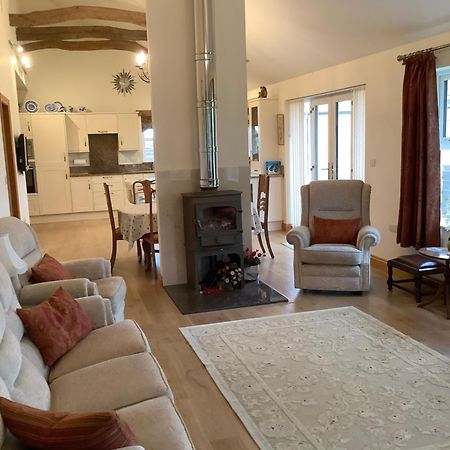 Orchard Cottage, Clematis Cottages, Stamford. Accessible Luxury Home. Buitenkant foto