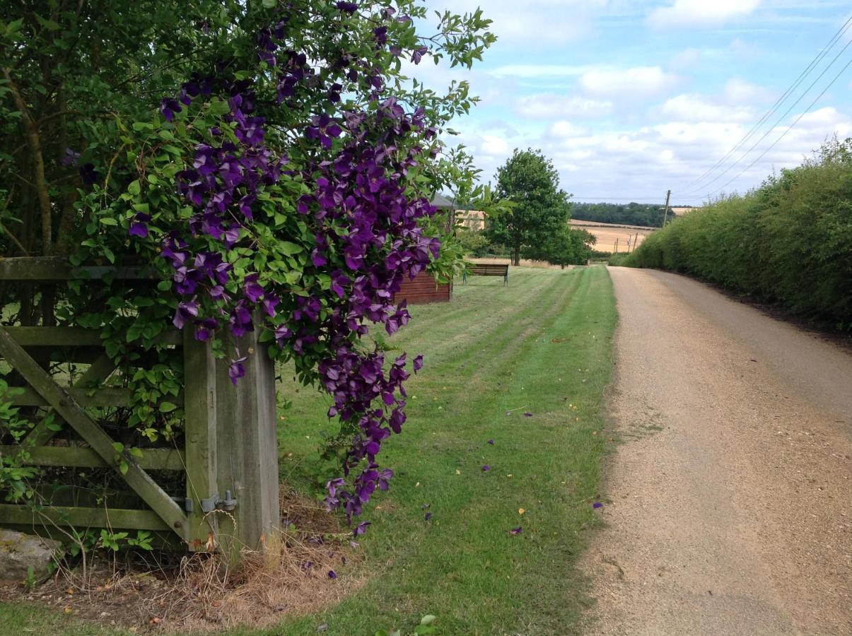 Orchard Cottage, Clematis Cottages, Stamford. Accessible Luxury Home. Buitenkant foto
