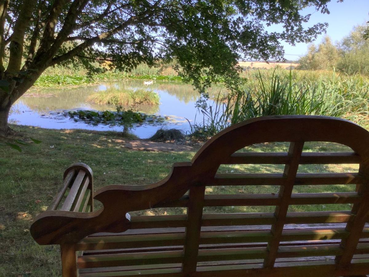 Orchard Cottage, Clematis Cottages, Stamford. Accessible Luxury Home. Buitenkant foto